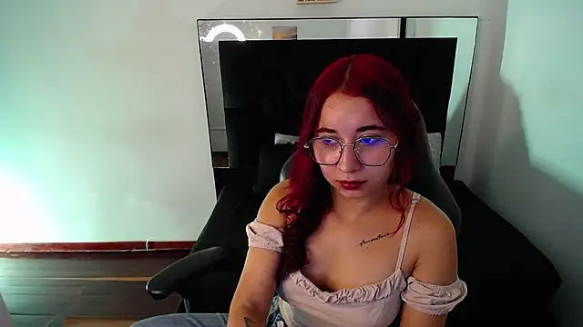 Lyrarose__ webcam