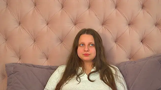 MaryMarmont webcam