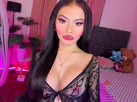RueLoove69 live cam on StripChat