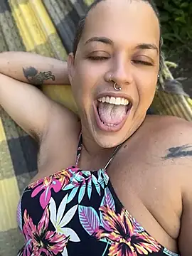 alicetgirlbr webcam