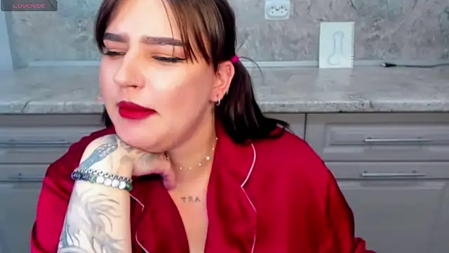 NikkiSummer live cam preview