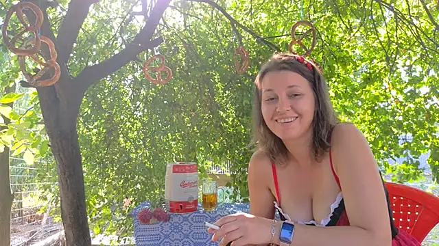 SweetMaddy888 webcam