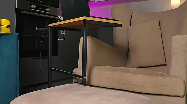 Yourfreebird webcam