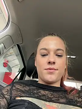 Luna_Lynn