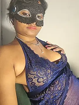 DIRTYSECRET_QUEEN_07 webcam