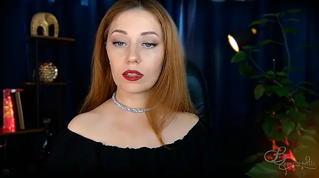 MissBeverlyMills webcam