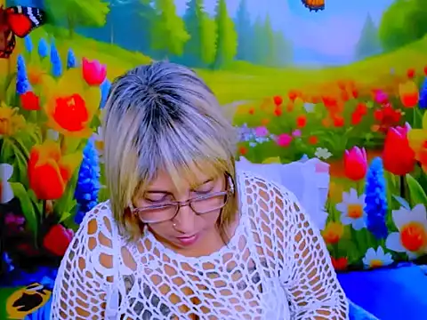 indianroxy webcam