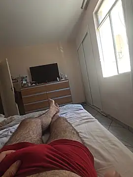 MysterBearMG webcam
