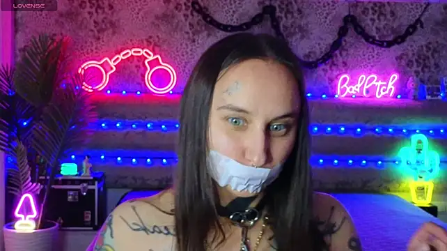 Cool_Freak_ webcam