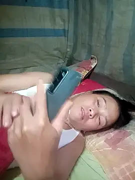 phuongtrinh1 live cam on StripChat