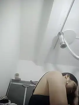 luupnn live cam on StripChat