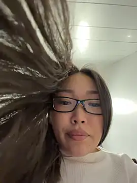 trytomakememoam webcam