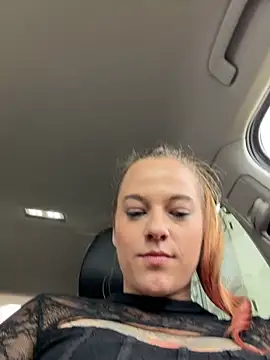 Luna_Lynn webcam