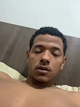 hugonce (M young) - Tenho um pau gostoso
