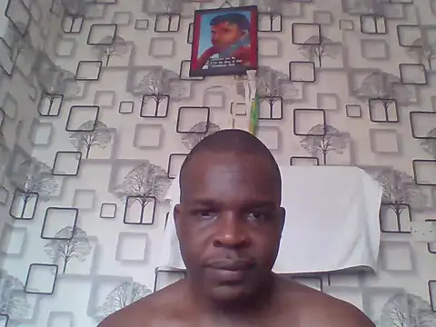 Chumba_001 live cam on StripChat