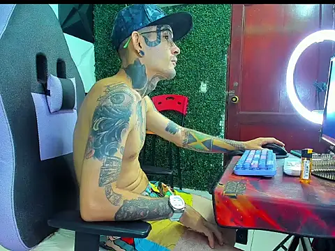 Boy_tatto77 webcam