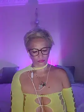 LunaBlaise 🐃 live sex chat