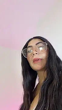 Mia_222 webcam
