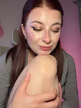 Mia-Rey webcam
