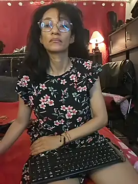 AmelieMartinez webcam