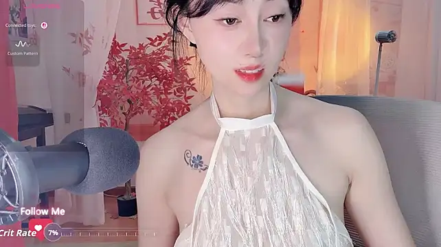 noomi-1111 webcam