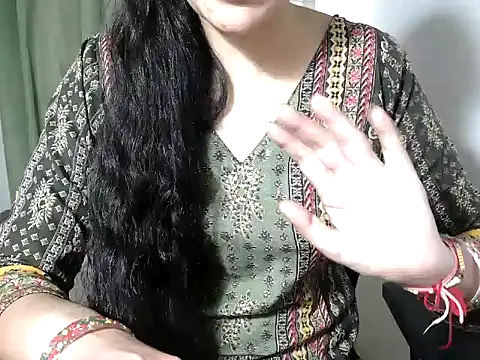 isha_saini webcam
