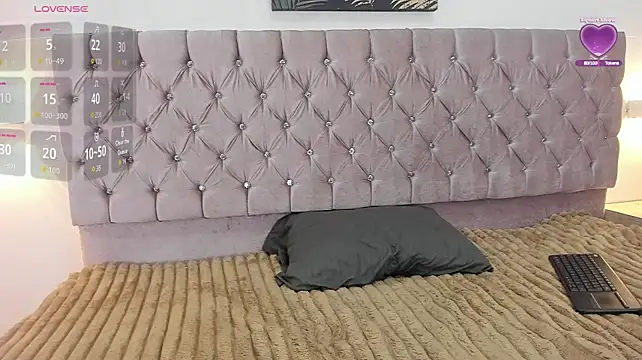 ana__carrera webcam