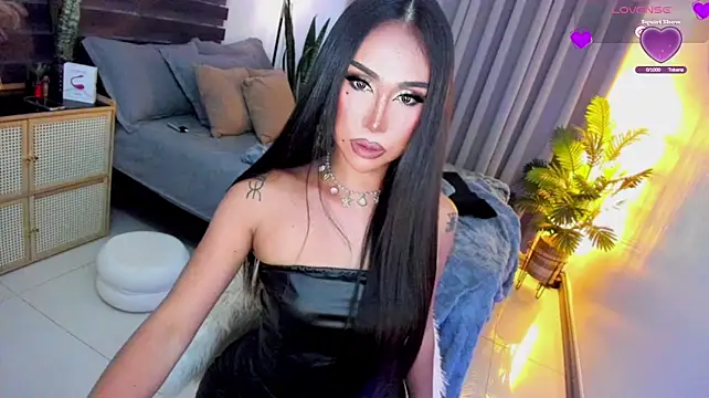 UrSluttyGoddess webcam