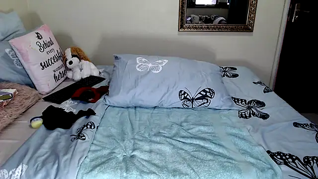 FitSelina66 webcam