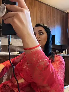 Hotmomcheckk_ webcam