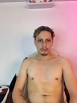 AleFoxx_ webcam
