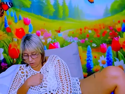 indianroxy webcam