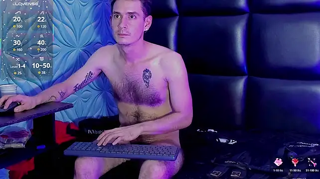 MikeSlav3 webcam