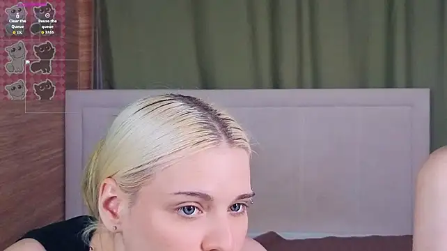 KaleyMahunik webcam