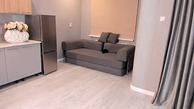 LorileeTruden webcam