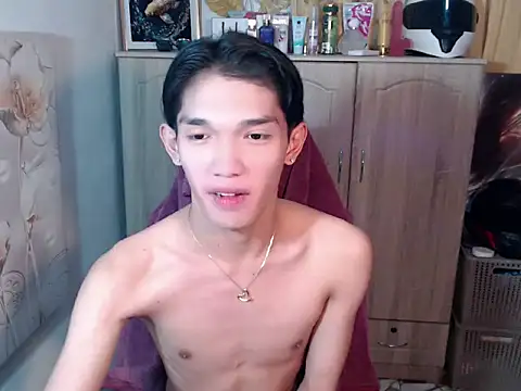 urasian_john18 webcam
