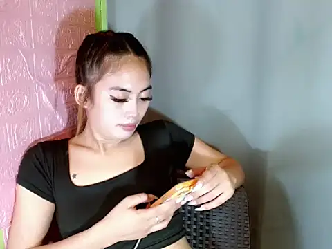 christinedelaveigne webcam