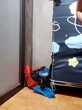 little-effy webcam