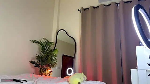 Lilith_Lure webcam