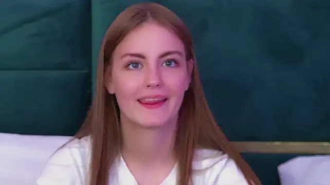 SofiaSarvains webcam