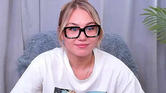 LorineVisocsky webcam