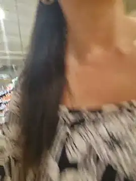 milflovelyxxx live cam on StripChat