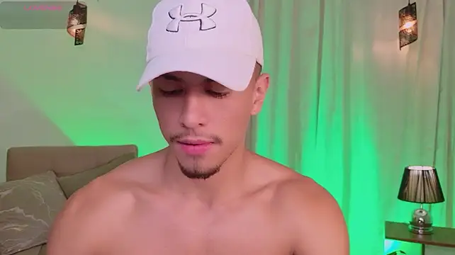 Aaronfox_x webcam
