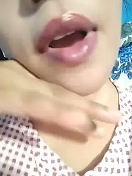 Anki-doll webcam
