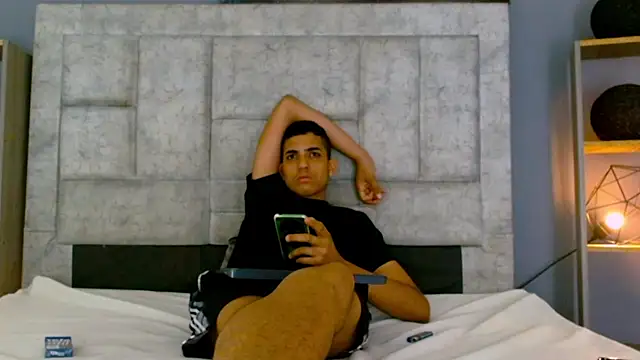 Lukaz_Caballero webcam