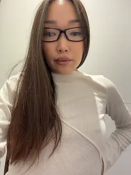trytomakememoam webcam