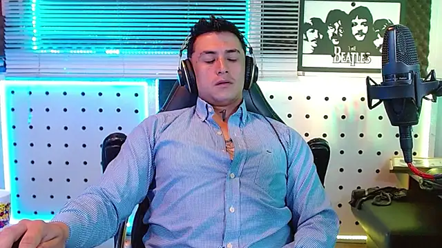 Godofcumxxx webcam