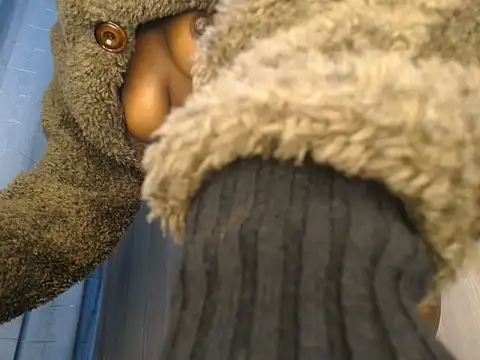 Monah_ebony2030 webcam