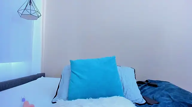 liabell_ webcam
