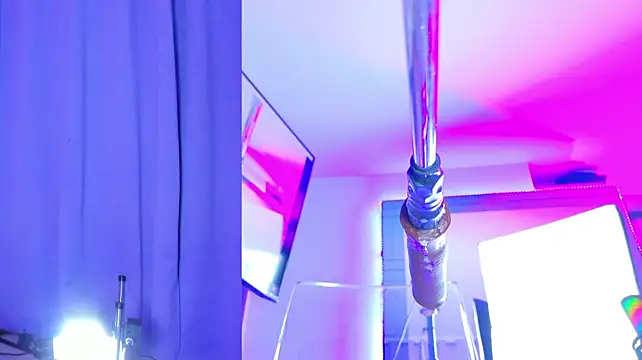 NathaxaLeans live cam on StripChat